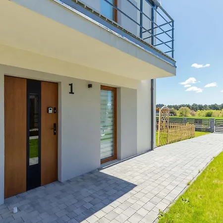 Charming Alice With Terrace And Garden In By Renters * Jastrzębia Góra