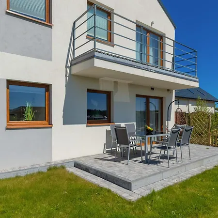 Charming Alice With Terrace And Garden In By Renters Appartement Jastrzębia Góra