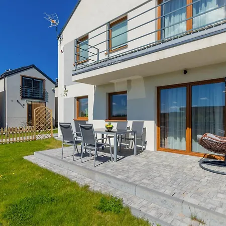 דירה Charming Alice With Terrace And Garden In By Renters